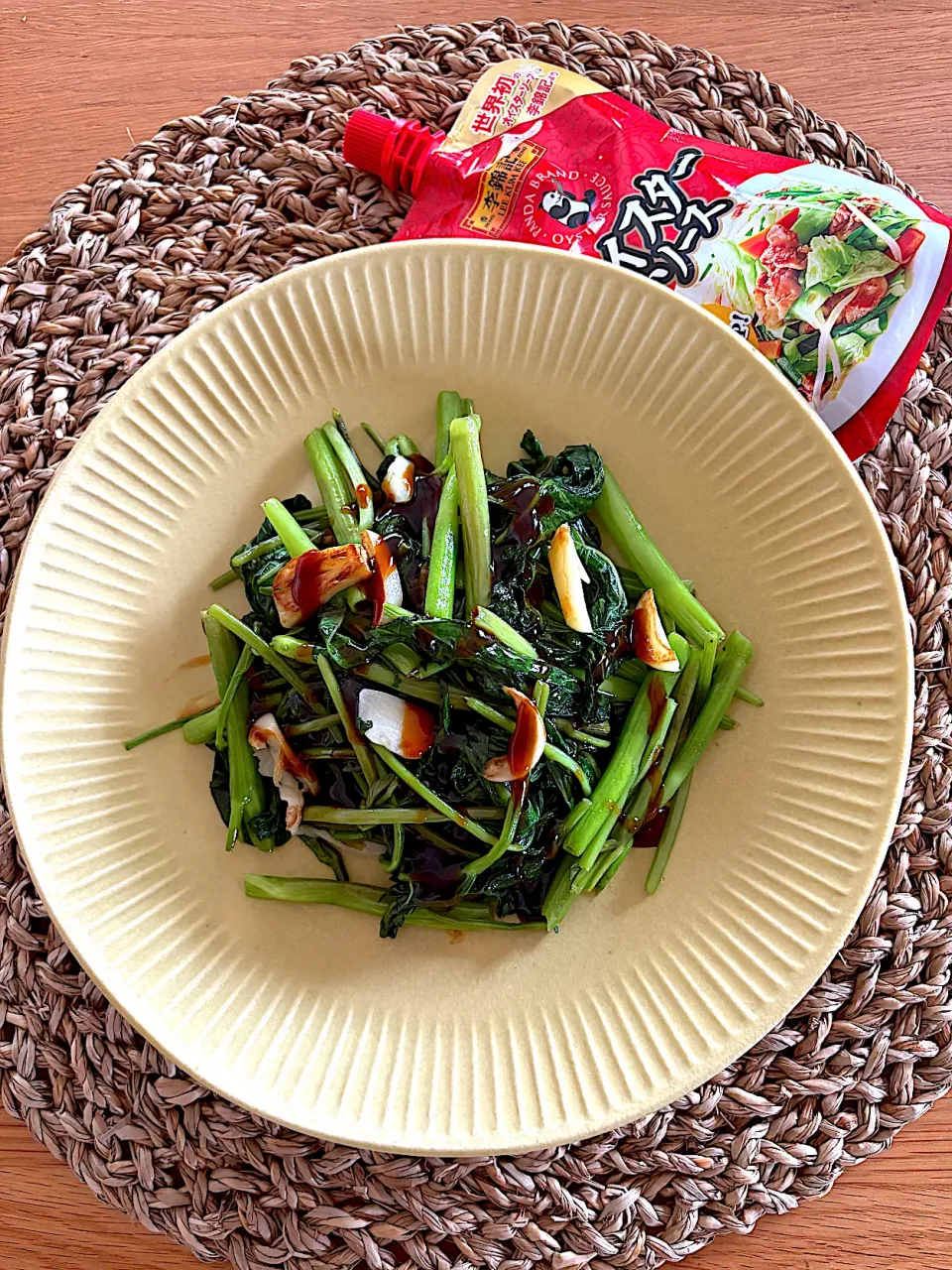 空芯菜のオイスターソース炒め😋|kaokaoさん