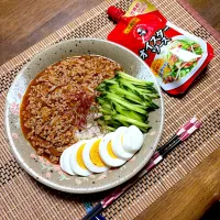 稲庭うどんで！じゃじゃ麺風