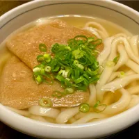 麺好きランチ  「きつねうどん」|mottoさん