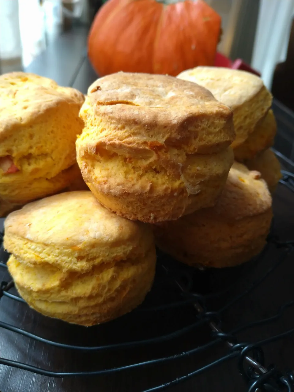またまた焼いたよ　南瓜のスコーン|とだともさん
