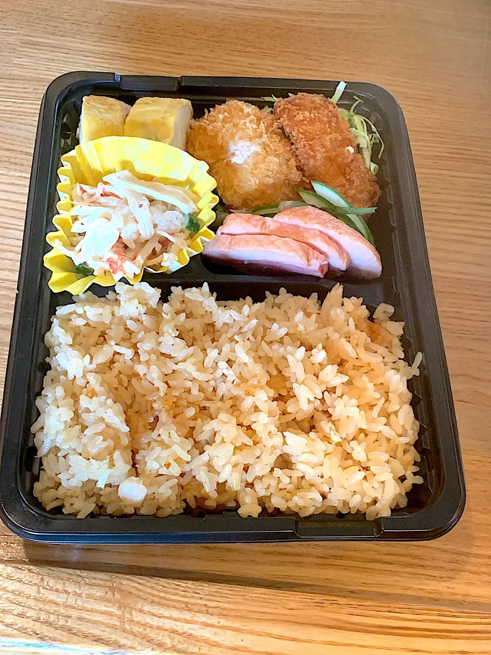 鯛めしと鱧のフライのお弁当|おじょうさん