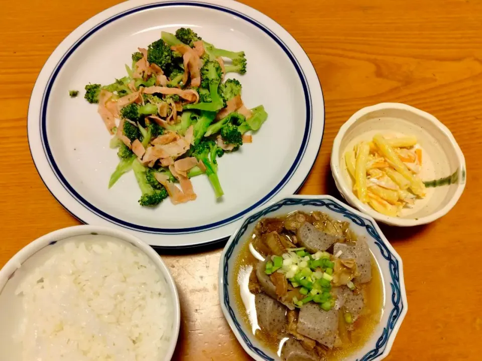 牛すじの煮込み&マカロニサラダ|マイさん