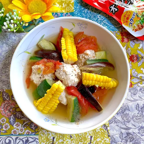 「李錦記　パンダブランドオイスターソース　スパウトパウチ」を使ってみたSnapdishの料理・レシピ写真:鶏団子と夏野菜のトマト煮🍅