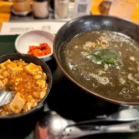 黒胡麻担々麺| 古山さん