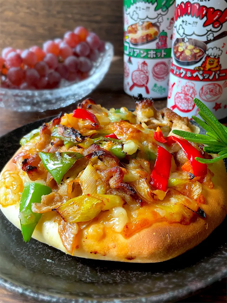 ダブルyummyで豚肉炒めピザ🍕|9421beruさん