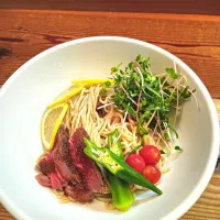 冷やし牛麺|ひのけいた(鉄板グリルをかし、まぜそば)さん