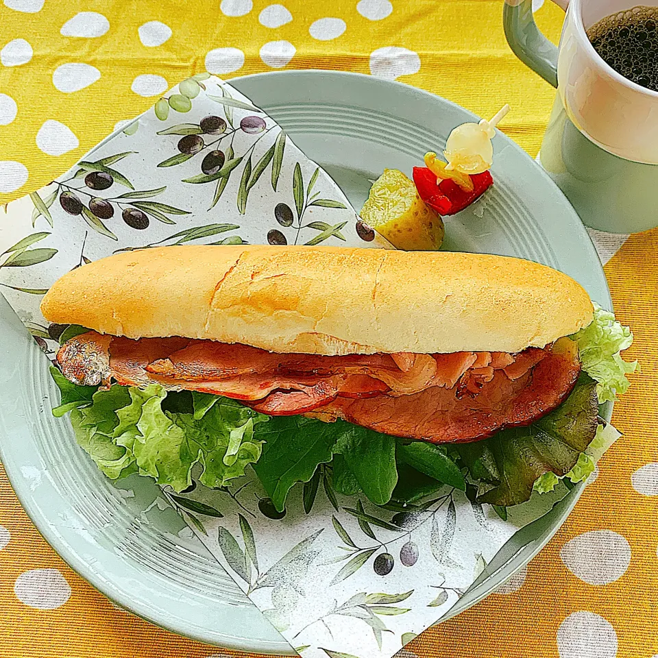 アップルスモークハムのホットドッグサンド|アスママさん