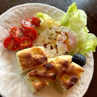 本日の朝食。自家製フォカッチャ|長さんさん