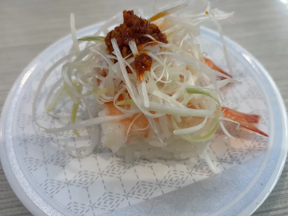 はま寿司 えび旨辛ネギ盛り¥176|ずおとんさん