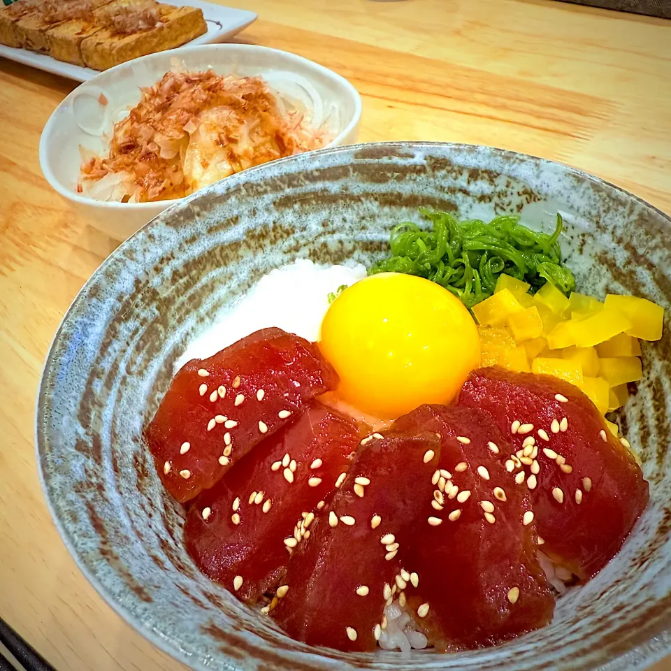 爆弾丼|もやぴさん