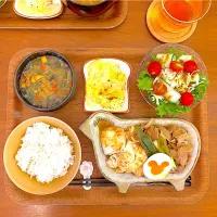 肉豆腐のおぼんごはん|すずさん