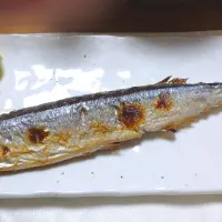 8/30の夕食
初秋刀魚<゜)))彡～♥️😋|卯月さん