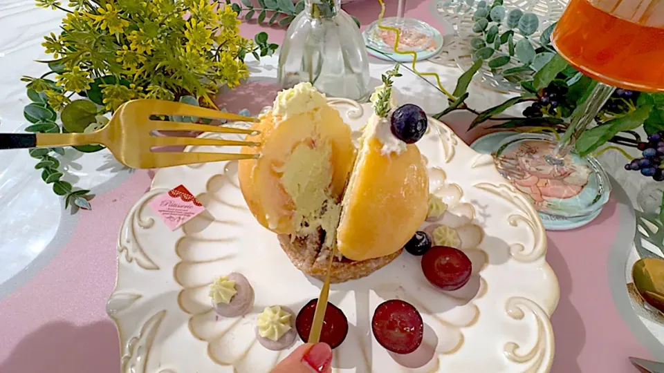 りんりんさんの料理 まるごと桃ケーキ|りんりんさん