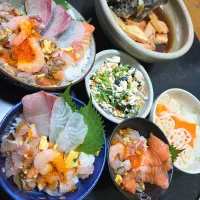 海鮮丼・白和え・蓮根の酢の物・煮魚🌺|chiyukiさん