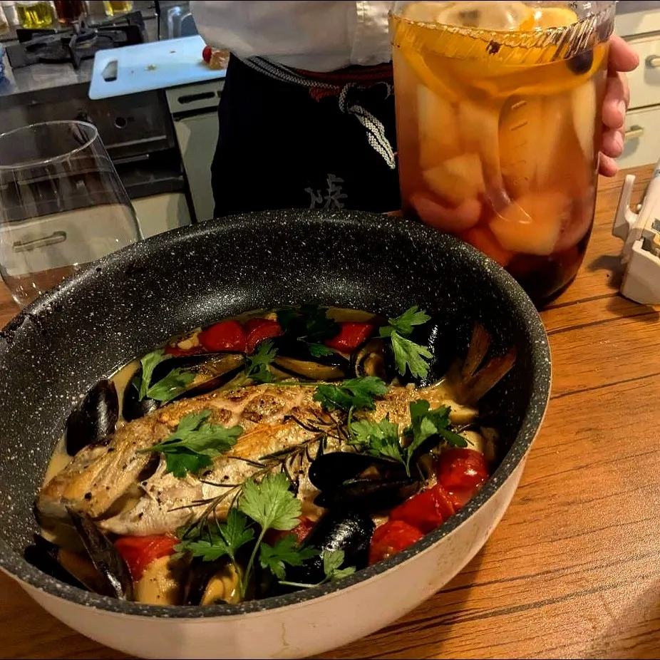 サングリアとアクアパッツァ|マニョモさん