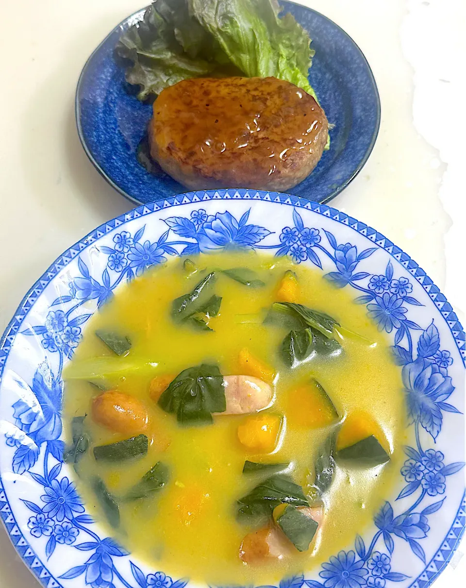 オニオンソースハンバーグ献立|besさん