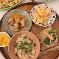 炊き込みご飯、鶏肉と根菜の煮物、かに玉、中華風春雨サラダ|nikotan.syさん