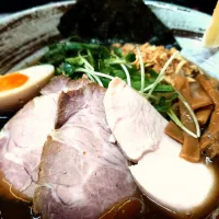 【食べログ TOP 5000】 
【本日の限定】
中華そば 半ざわ 
スルメイカ冷やしまぜそば
 (1,200円) 
＋わかめ (がんこ/覆麺智/花木共通のメンバーカード提示で無料) 
―麺半分
＠西巣鴨2分
(JR板橋駅から徒歩15分)
25233
〈醤114塩34噌󠄀17タ8昆9出11F12
冷24混3つ1〉
