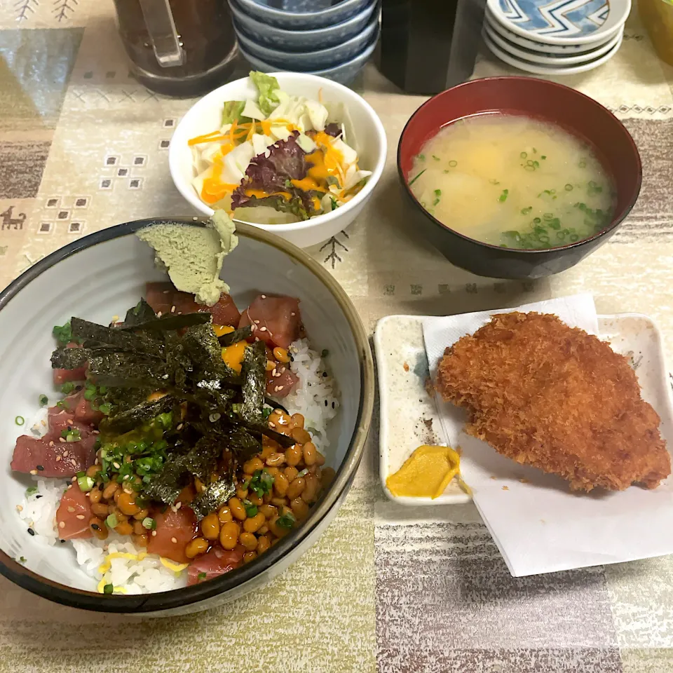 納豆鉄火丼 ヒレカツ1枚セット|T. Wonderさん