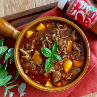 うまソース(こく旨トマト)で牛すじのレッソリファット🇮🇹