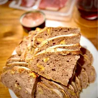 そば粉と胡桃入りの香ばしいタルティーヌパン🥖