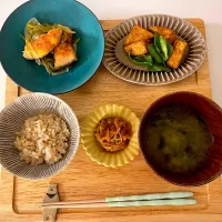 鮭の南蛮漬けと厚揚げとピーマンのオイスターソース炒め