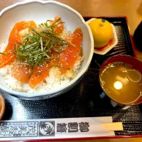 【茂美志屋】琵琶マス丼|Tak@さん