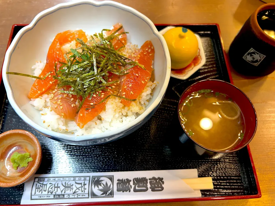 【茂美志屋】琵琶マス丼|Tak@さん