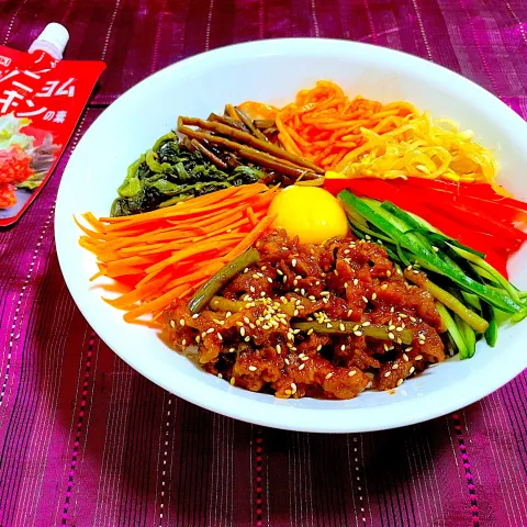 「ヤンニョムチキンの素」を使ってみたSnapdishの料理・レシピ写真:ヤンニョム ビビンバ丼