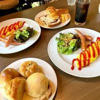 えみちとパン屋さんモーニング