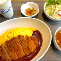 〔道の駅 南越前 山海里〕【FIELD&SOUL】ワイン仕込ソース ボルガライス【聚楽 JURAKU】いちほまれバニラシェイク|Tak@さん