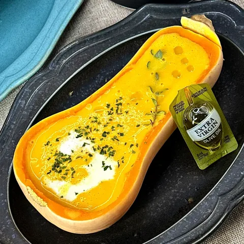「ミニエクストラバージン　オリーブオイル」を使ってみたSnapdishの料理・レシピ写真:バターナッツかぼちゃの濃厚ポタージュ⋆*