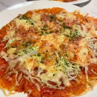 焼きそば麺で和風ピザ