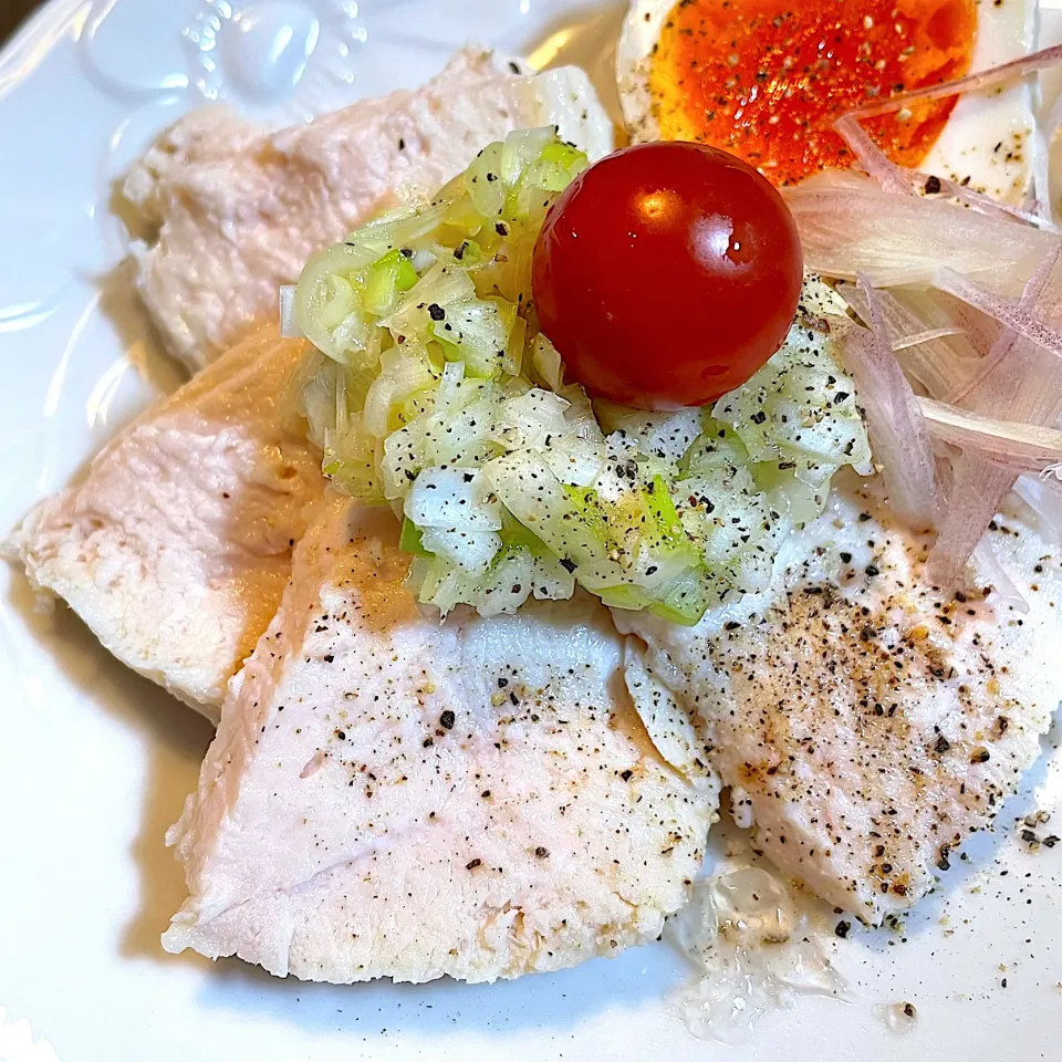 葱ダレ鶏ハムと煮卵|DKさん