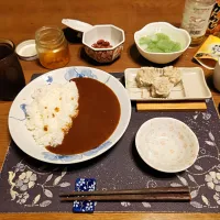 カレーライス、焼売、刺身こんにゃく、煮豆、壺漬け、六条麦茶、練乳入り手作り牛乳プリン(夕飯)|enarinさん