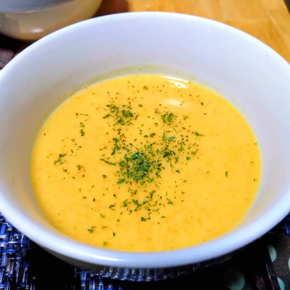 スパイス香るにんじんとじゃがいもの豆乳スープ|梟姉さんさん