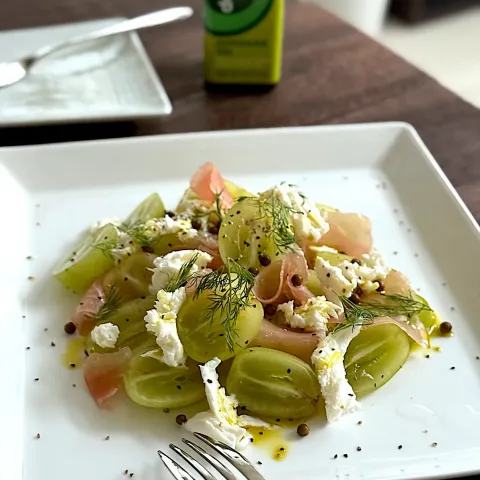 「ユウキ食品その他の商品」を使ってみたSnapdishの料理・レシピ写真:ひろりん便より　天山と生ハムとモッツァレラのサラダ