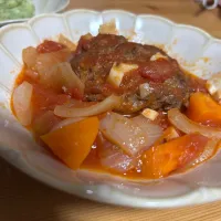 トマト煮ハンバーグ|やっちゃん⭐︎ママさん