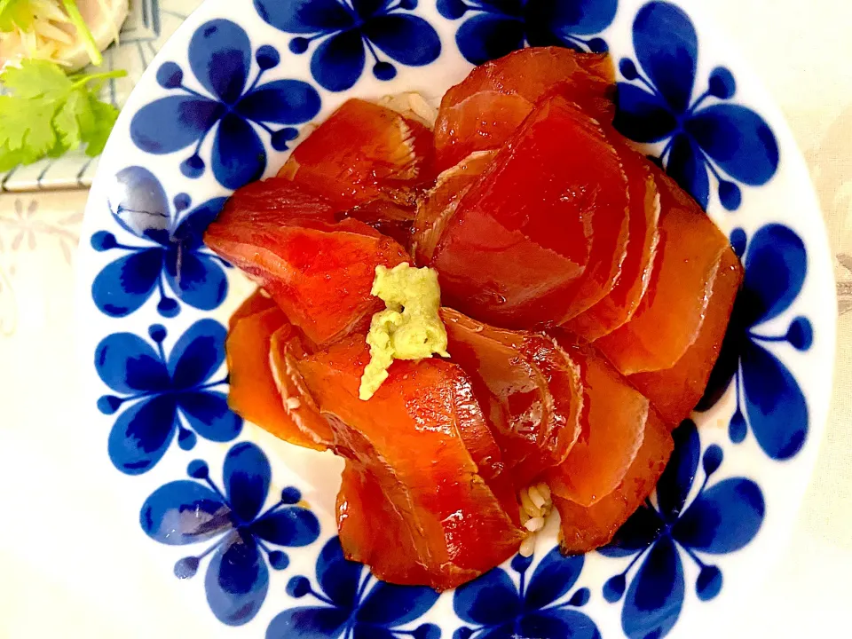 鮪漬け丼|ネコさん