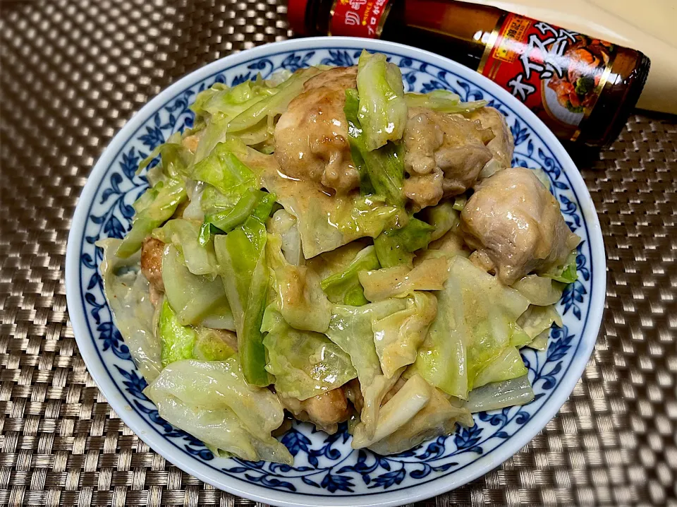鶏ももキャベツのオイマヨ炒め|ちゃっぴ〜さん