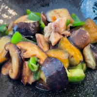 鶏肉と夏野菜のオイスターソース炒め