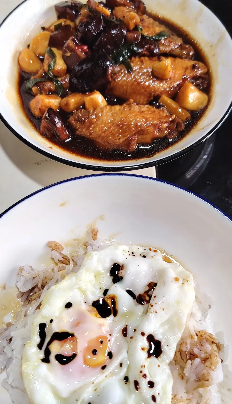 Dinner braised chicken with shiitake mushrooms garlic chilli |🍒lynnlicious🍒さん
