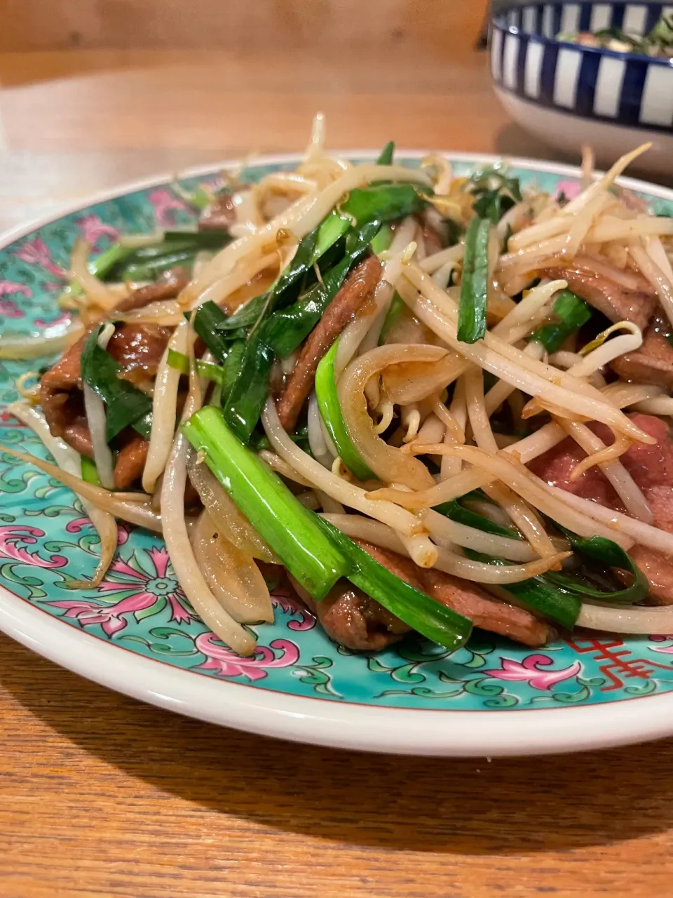 レバニラ|いがをさん