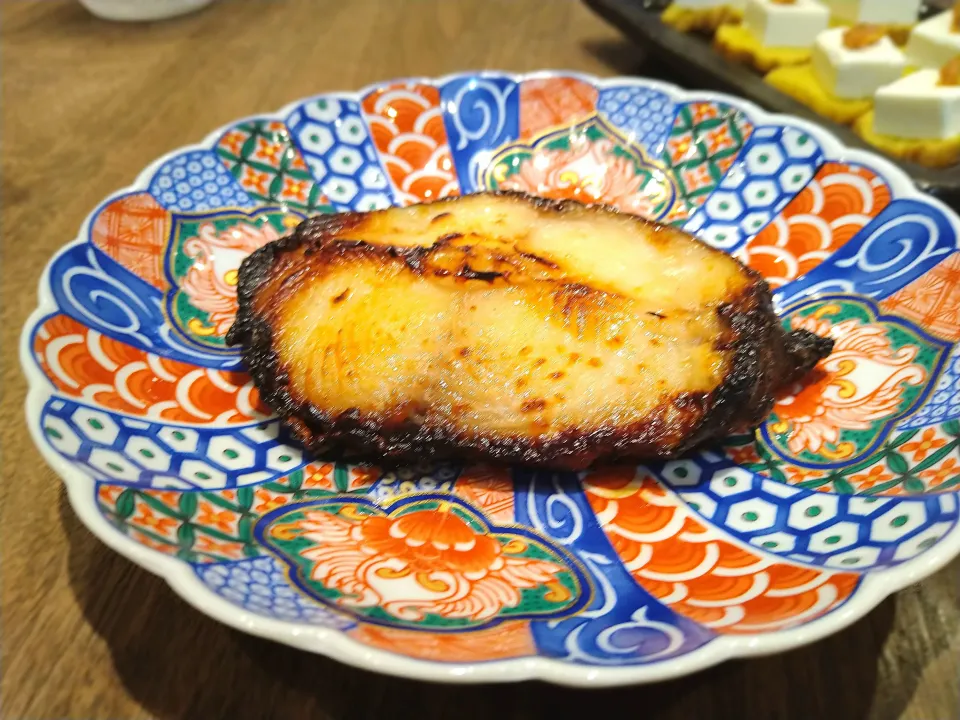 銀鱈の酒粕味噌漬け焼き|古尾谷りかこさん