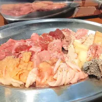 【🎯新鮮ホルモン全力盛り！20種類以上🤤】
