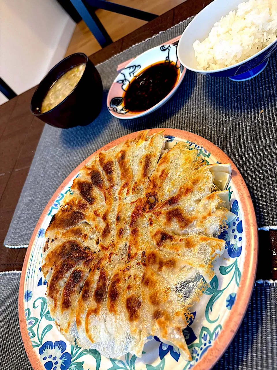 手作り餃子と餃子の皮スープ|きなこさん