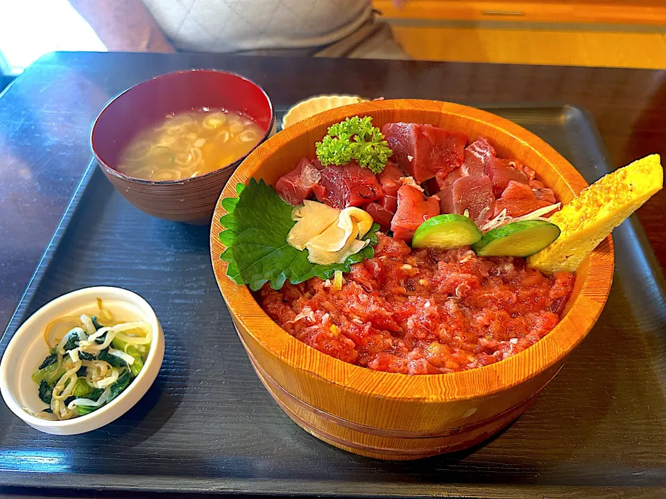 マグロ丼|🍊🍒ユッキー🎂🍞🍲さん
