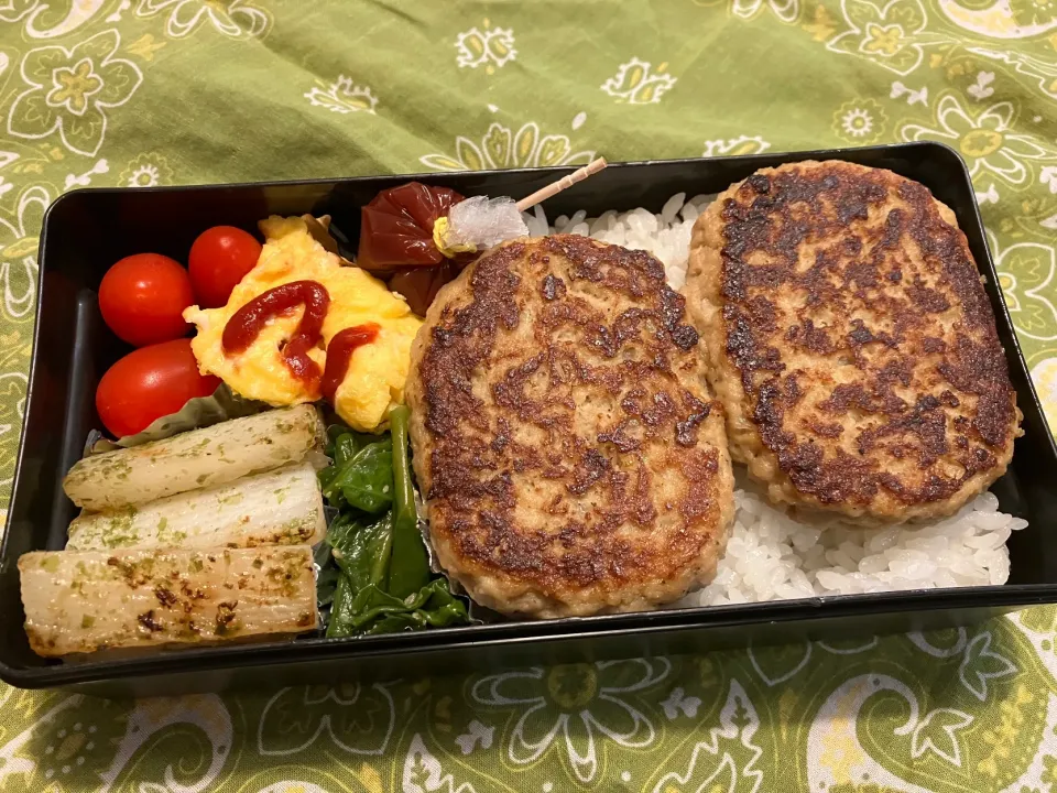 2025.9.9 息子弁当　◎豆腐ハンバーグ　◎グリル山芋青海苔味　◎卵焼き　◎ツルムラサキ胡麻和え|goroさん