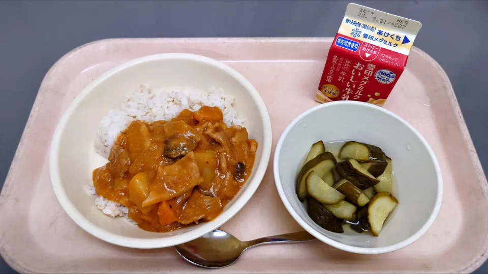 今日の給食(9/9)|えっちゃんさん