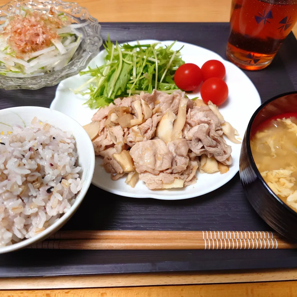 豚とまいたけのあっさり生姜焼き|万葉さん